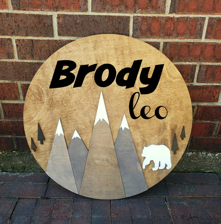 18" Round Forest Name Sign