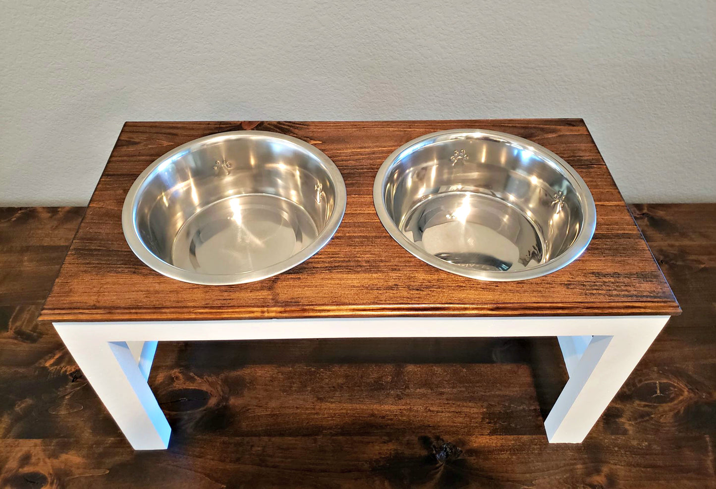 Simple Farmhouse Pet Bowl Riser